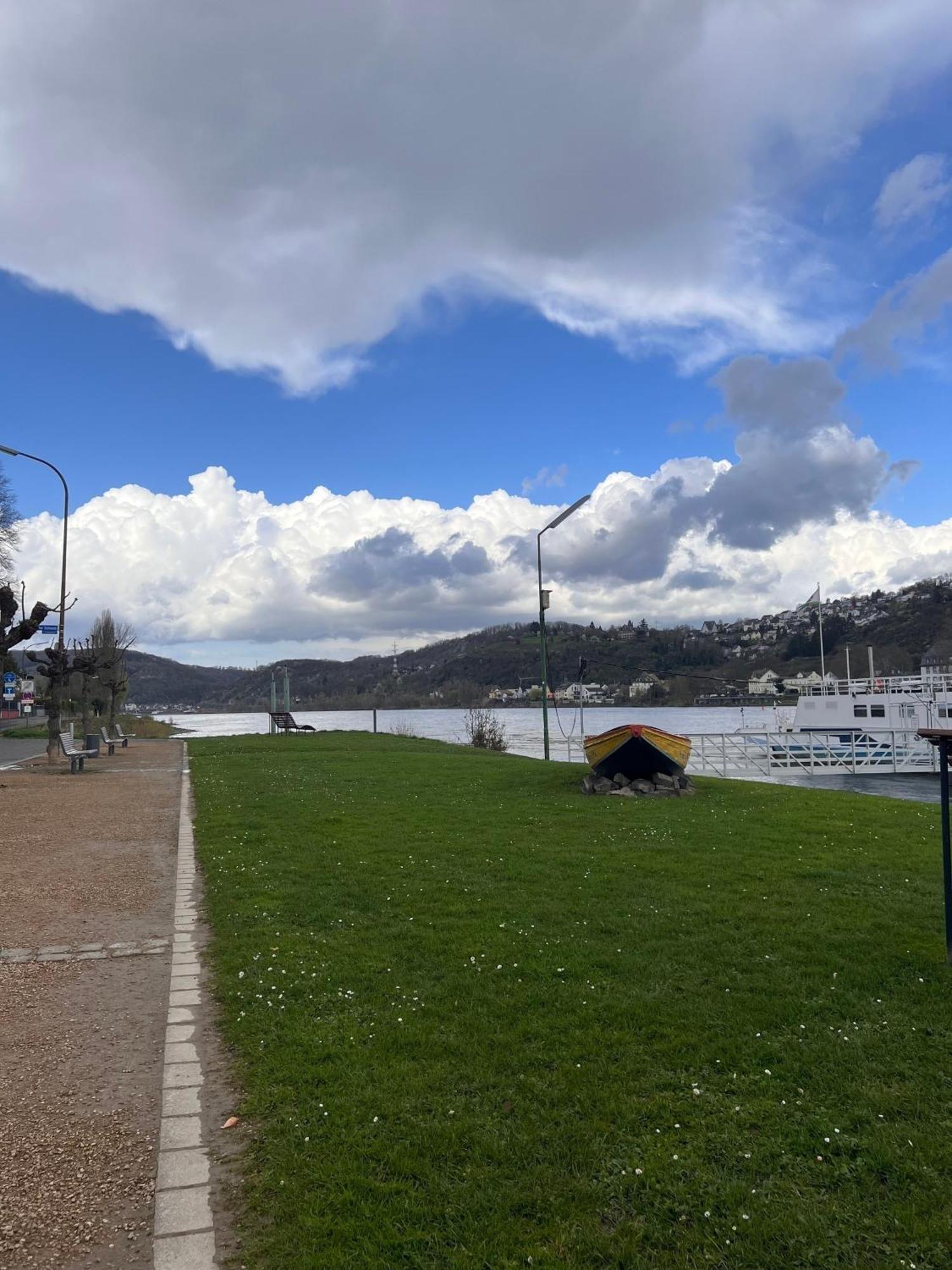 Ferienwohnung Mit Rheinblick In Remagen 1 Exterior foto